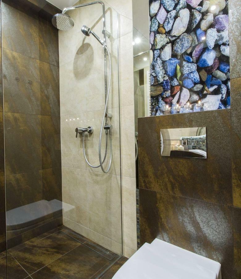 Apartament Tatrzanski Swit Z Tarasem 20M2, Garazem Podziemnym, Grota Solna Zakopane Dış mekan fotoğraf