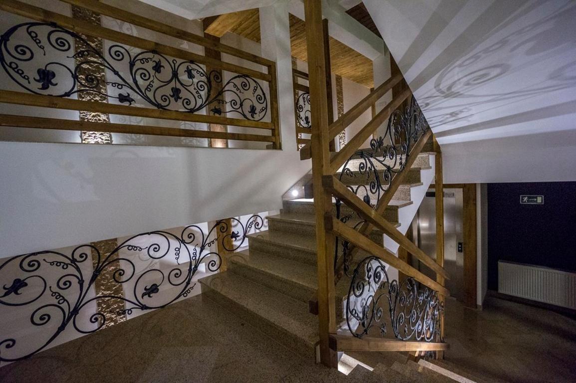 Apartament Tatrzanski Swit Z Tarasem 20M2, Garazem Podziemnym, Grota Solna Zakopane Dış mekan fotoğraf